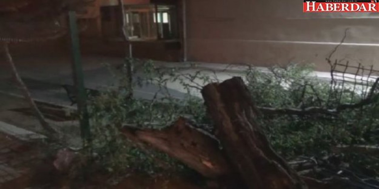 Silivride sağanak ve fırtına etkili oldu