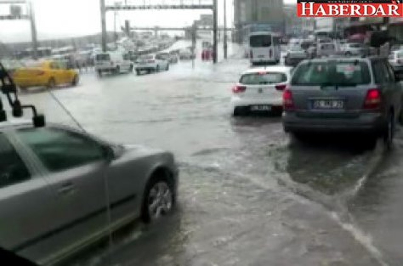 E-5i Su Bastı, Sürücüler Zor Anlar Yaşadı