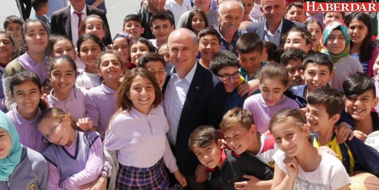 Akgün: &quot;Atatürk’ün yolundan asla ayrılmayın&quot;