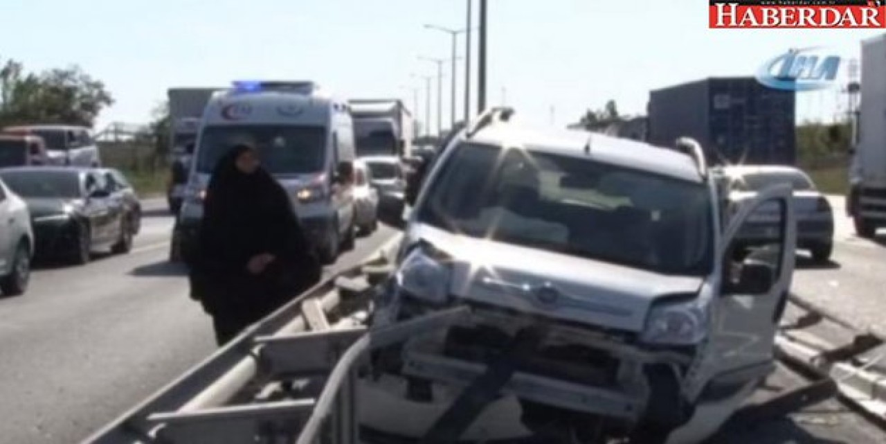 Temde Trafiği Kilitleyen Kaza: 4 Yaralı