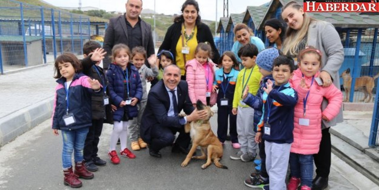 Çocuklar, Hayvanları Koruma Günü’nde sahipsiz hayvanları unutmadı