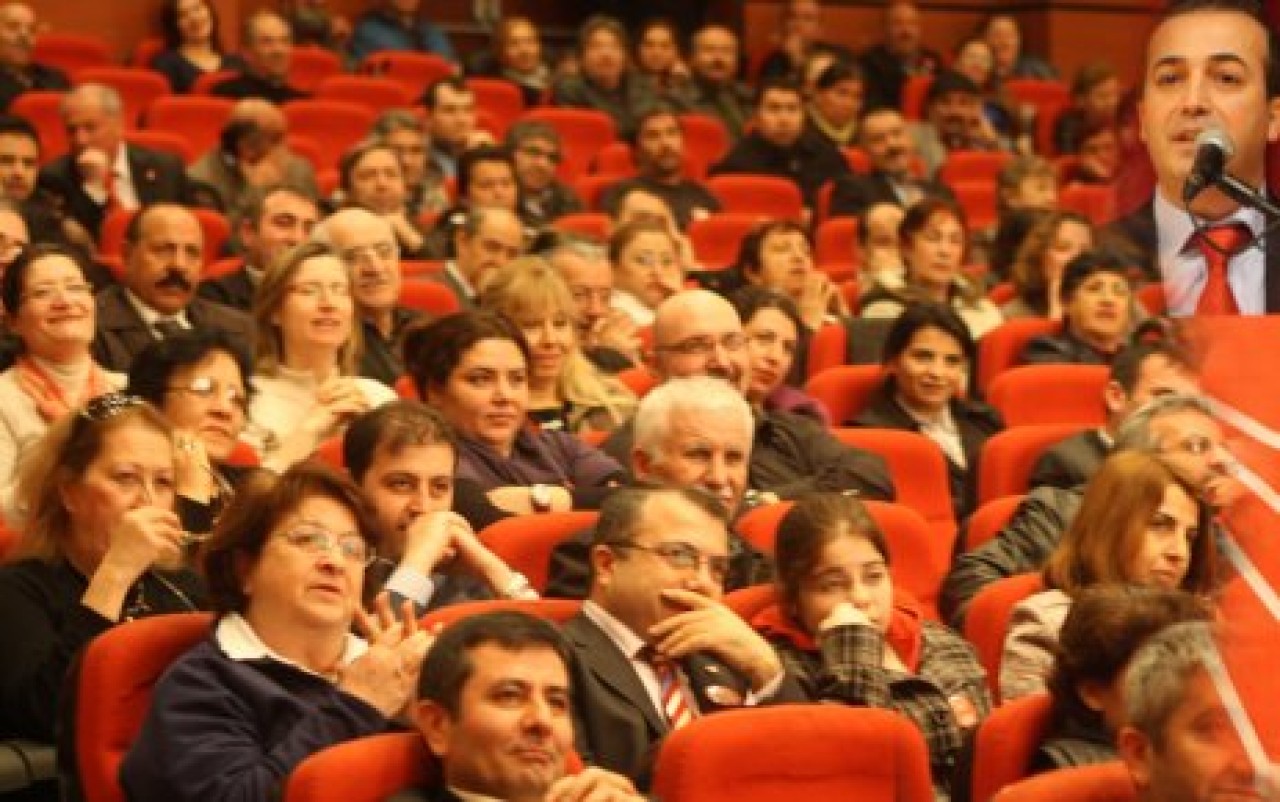 CHP GÖNÜLLÜLERİ ATAŞEHİR’DE BULUŞTU