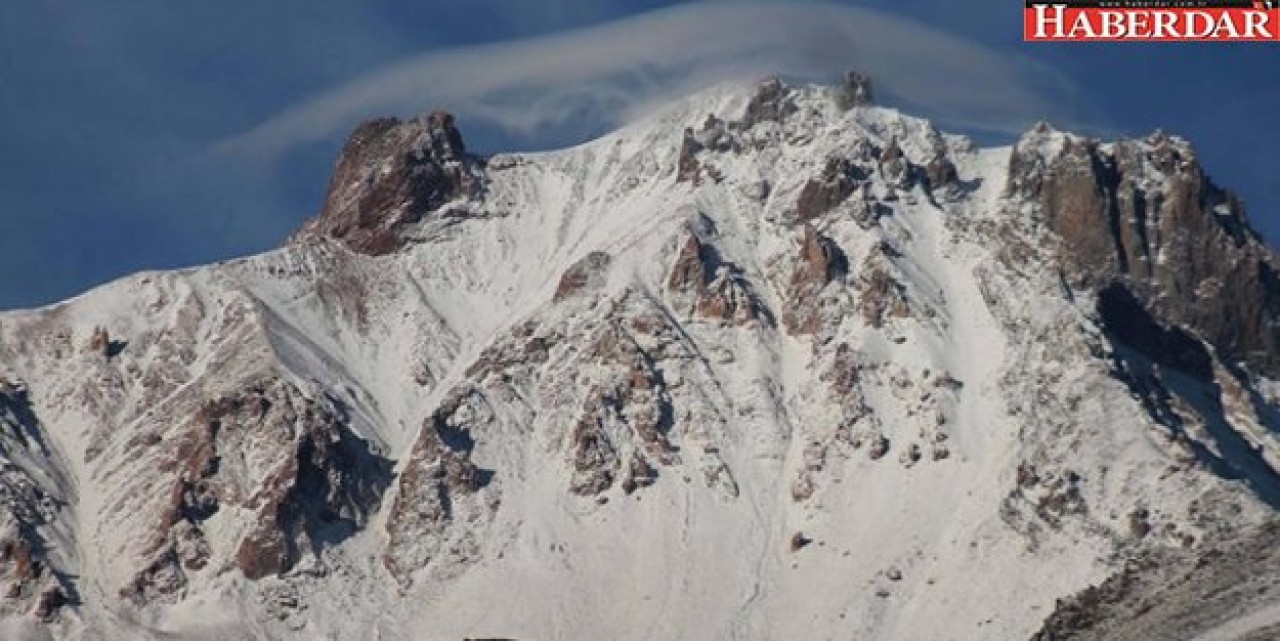 Erciyes beyaza büründü