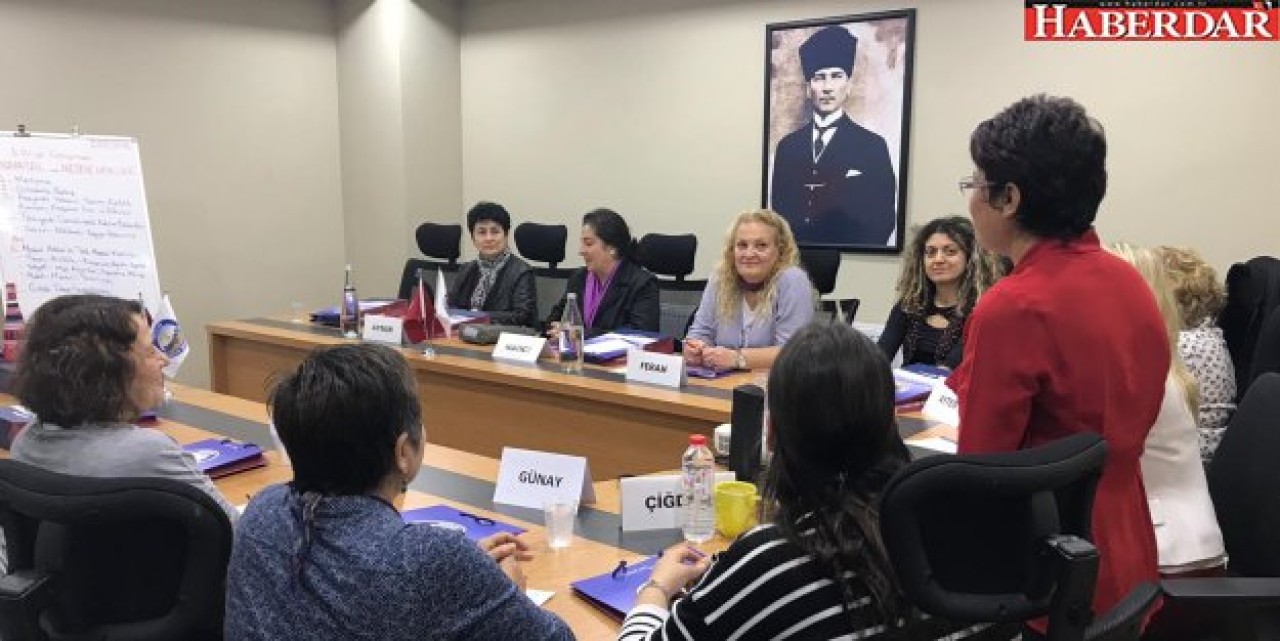 AVCILARLI KADINLAR HAKLARINI ÖĞRENİYOR