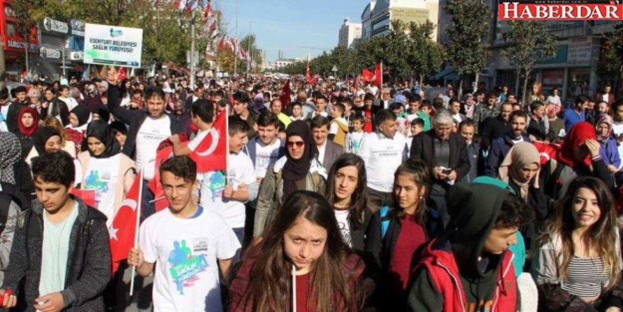 Esenyurtta Binlerce Kişi Sağlık İçin Yürüdü