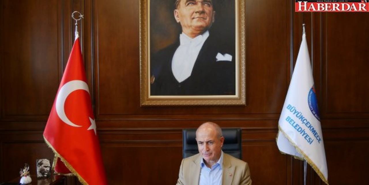 “Büyük Atatürk, devrimleri ile yolumuzu aydınlatmaya devam edecek”