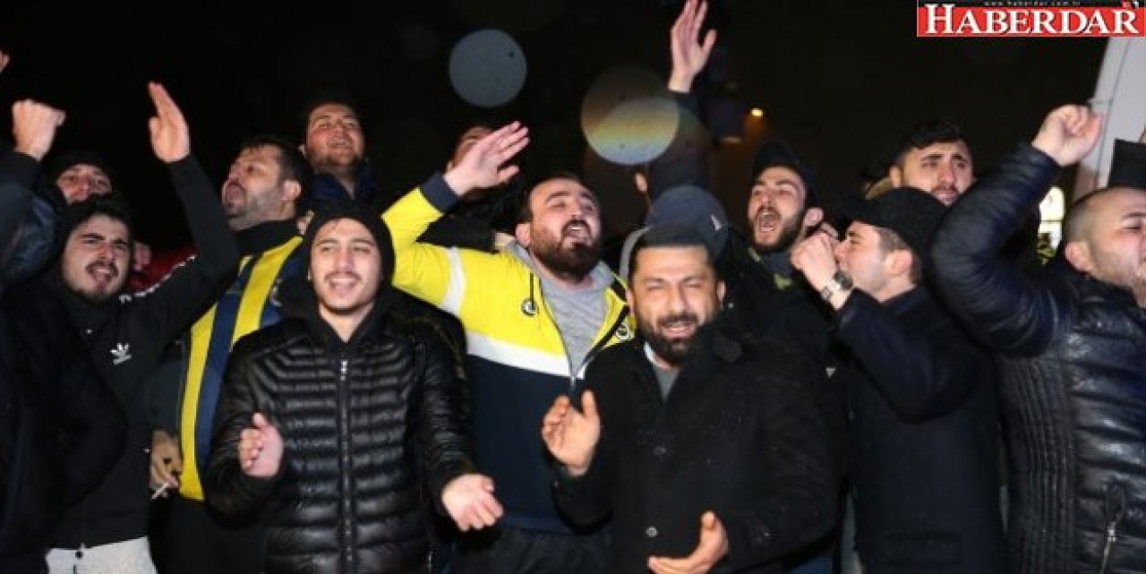Taraftarlardan Samandırada Fenerbahçe Kafilesine Protesto