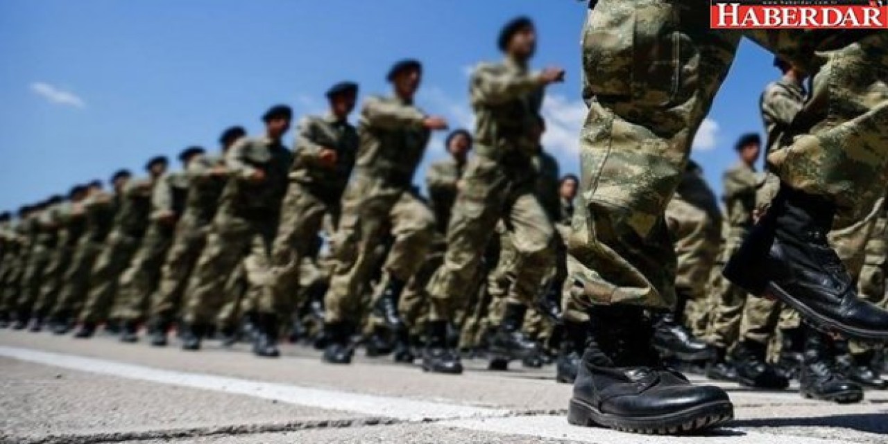 Bakan Akardan flaş tek tip askerlik açıklaması