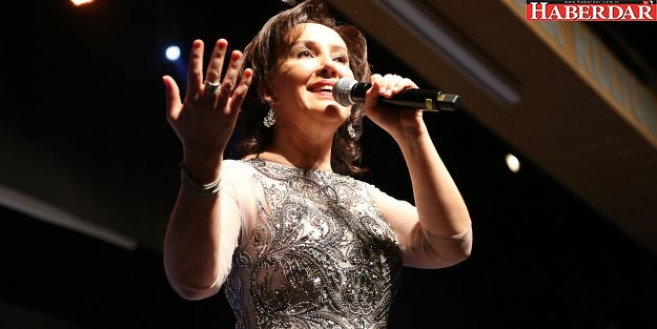 TRT Sanatçısı Taşçı Büyükçekmecelileri mest etti