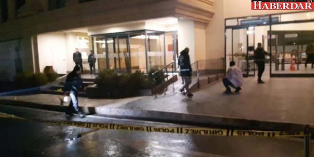 İstanbulda AVM önünde silahlı saldırı