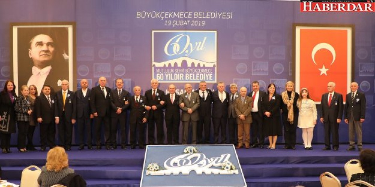 Akgün’den 60 yıllık vefa:  “Bu mutluluk şehrini hep birlikte yaptık!”