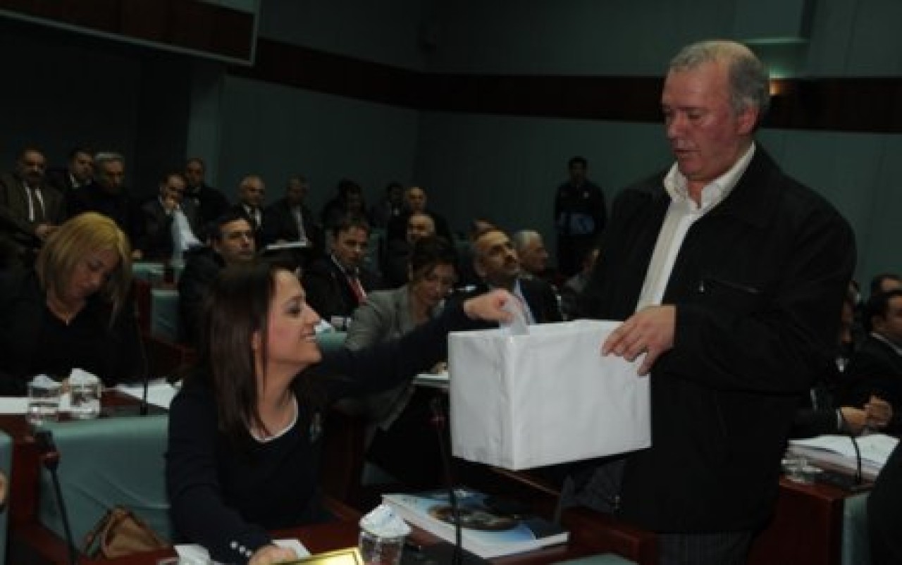 Avcılar'da kan değişimi