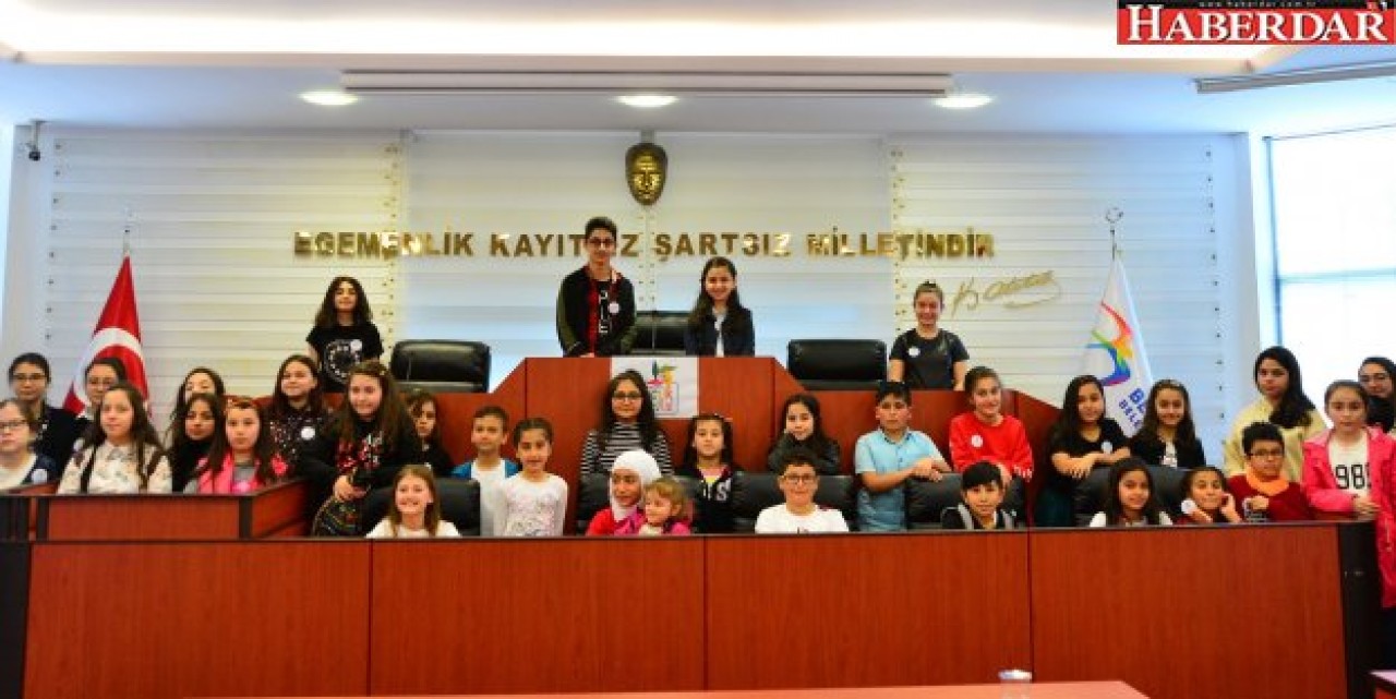 BEYLİKDÜZÜ’NDEKİ ÇOCUKLAR BAŞKANINI SEÇTİ