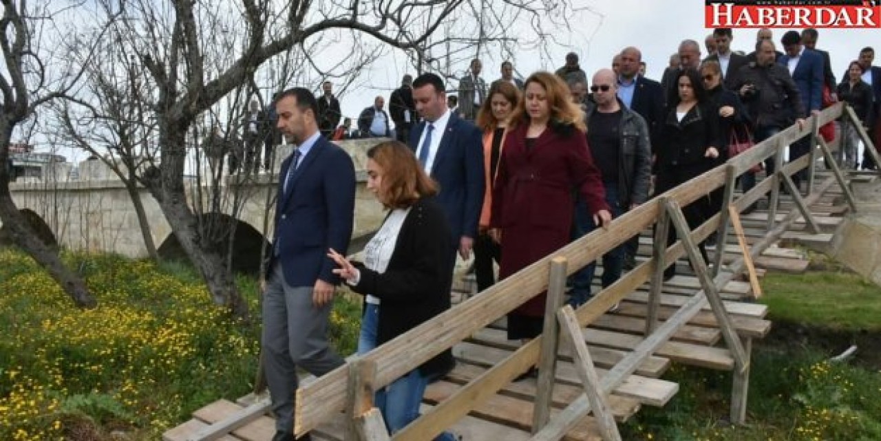 Tarihe sahip çıkarız