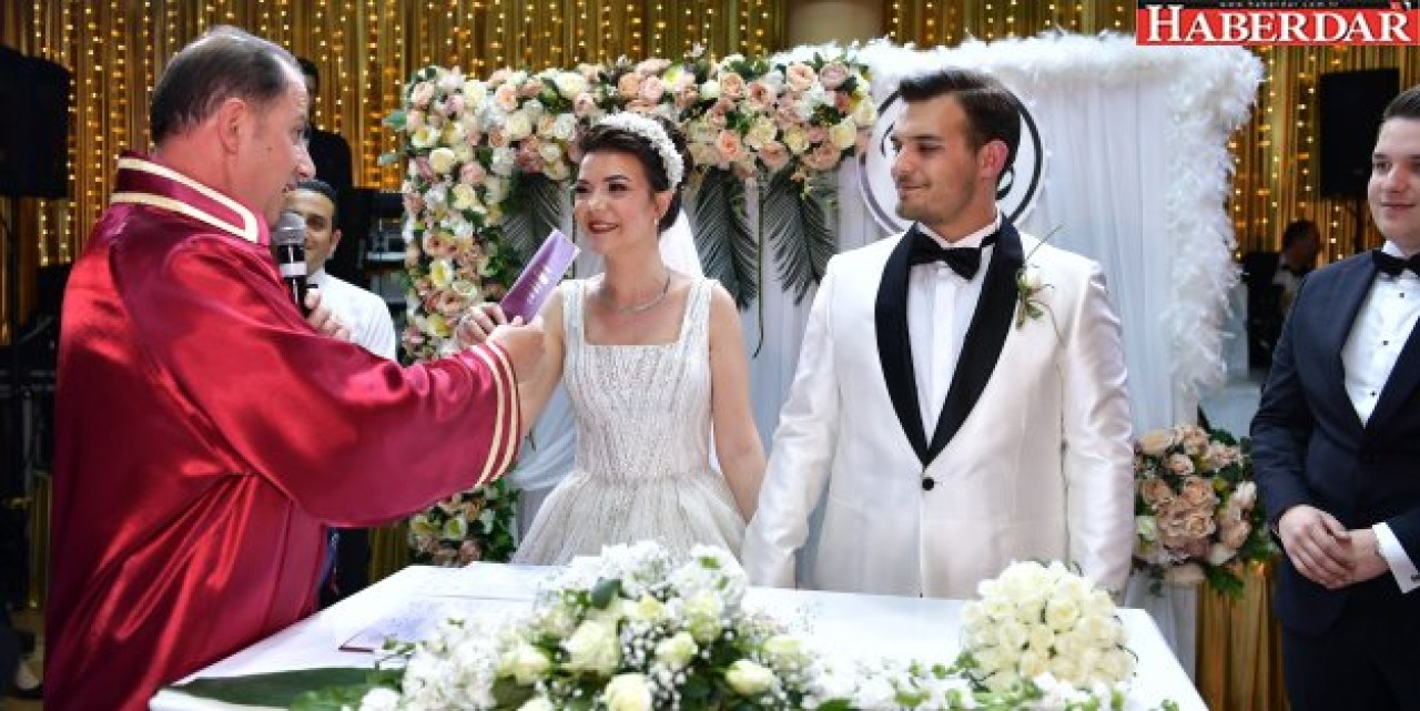 Başkan Murat Çalık İlk Nikahı Kıydı