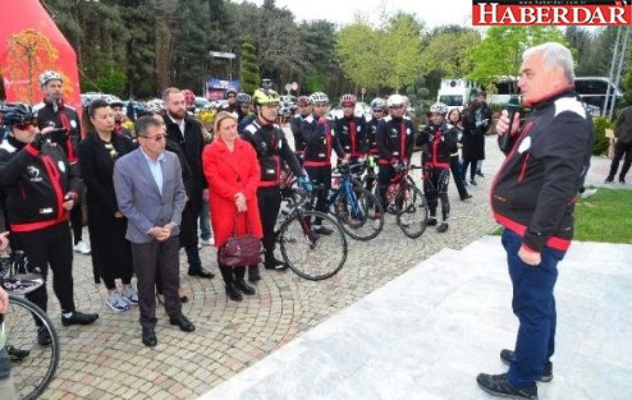 Beylikdüzünün Kırlangıçları Çanakkale Şehitleri İçin Pedal Çevirecek