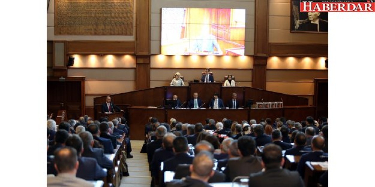 İBB MECLİSİ, İLK TOPLANTISINI EKREM İMAMOĞLU’NUN BAŞKANLIĞINDA GERÇEKLEŞTİRDİ