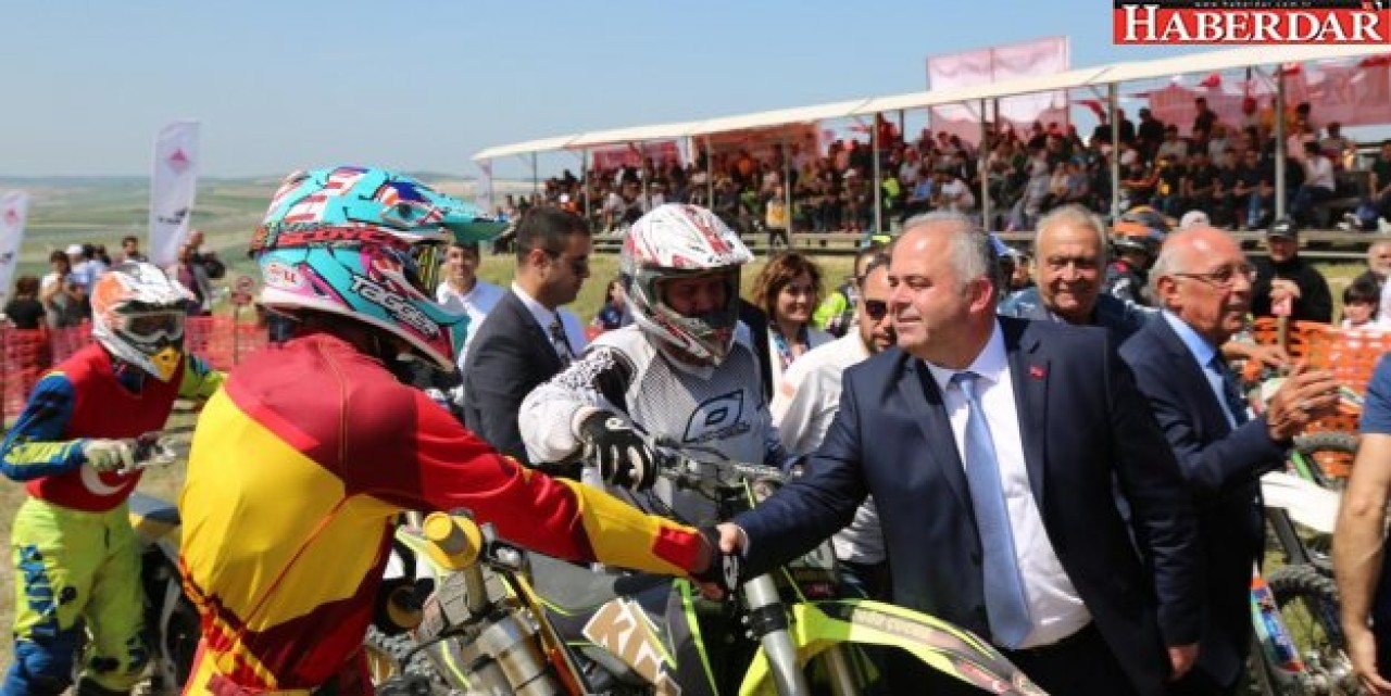 Nakkaşta nefes kesen anlar