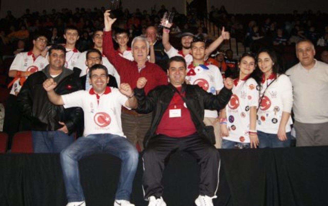 Turk Takımının Buyuk Basarısı