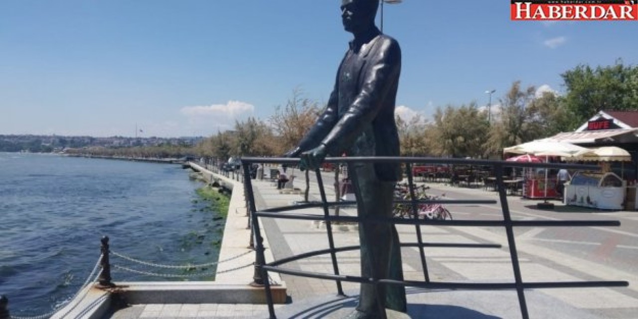 NAZIM HEYKELİ ESKİ HALİNE KAVUŞTU