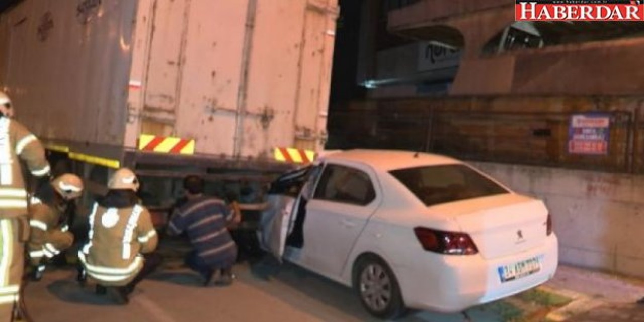 Avcılarda otomobil park halindeki kamyona arkadan çarptı: 1 yaralı