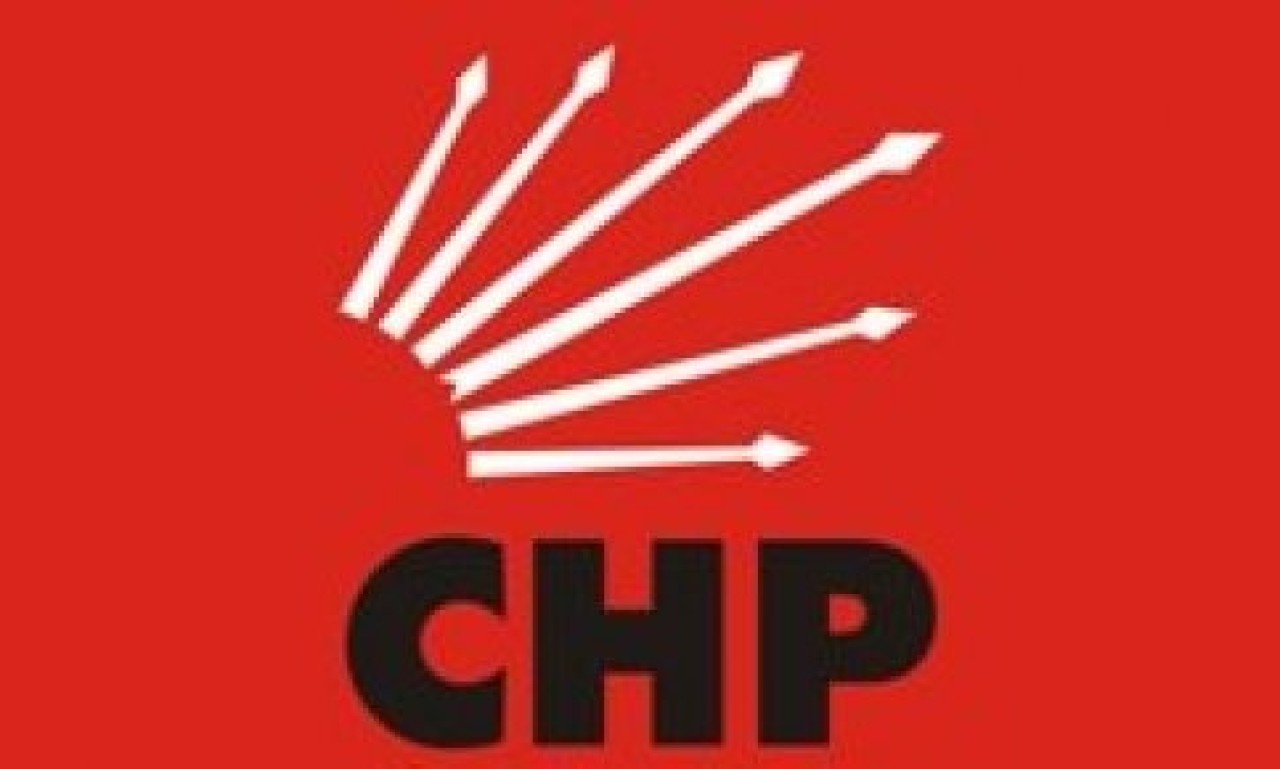 İlk toplu istifa CHP'de