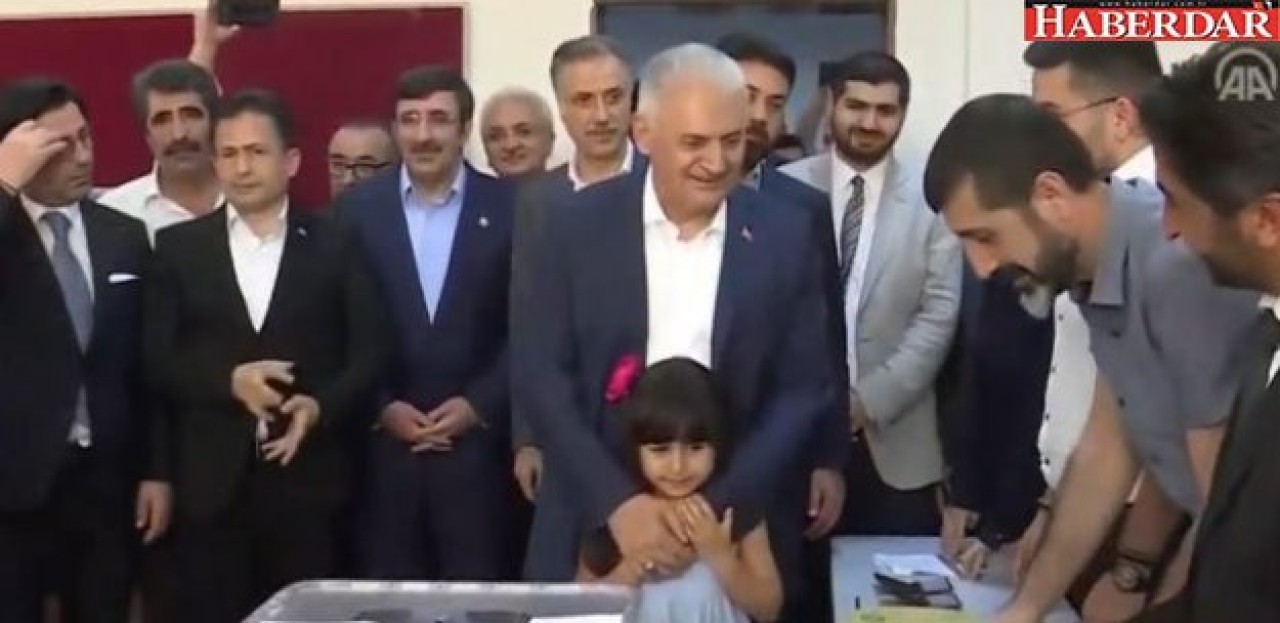 YILDIRIM: EĞER RAKİPLERİMİZE HAKSIZLIK YAPTIYSAK HELALLİK İSTİYORUM