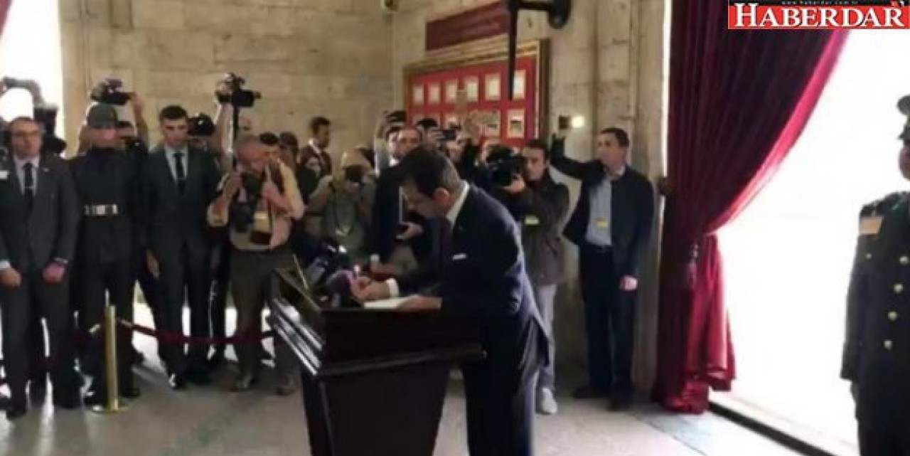 Ekrem İmamoğlu Anıtkabiri ziyaret etti