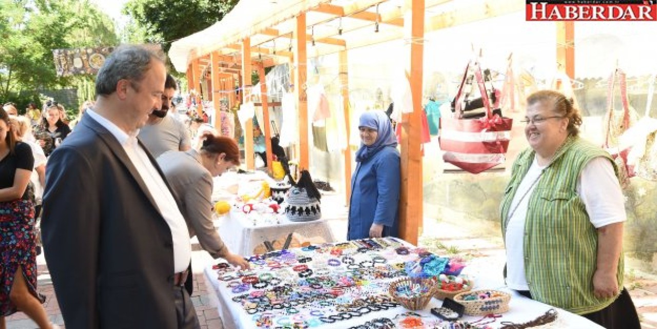 AVCILARLI KADINLAR ÜRETTİKÇE MUTLU