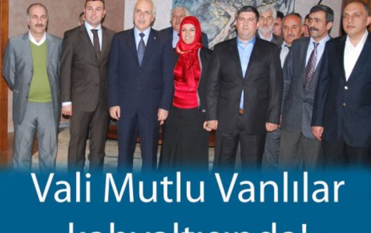 Vali Mutlu Vanlılar kahvaltısında!