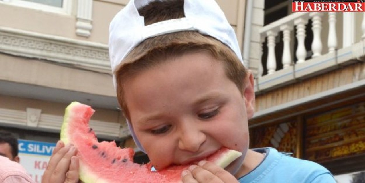 Silivride karpuz zamanı