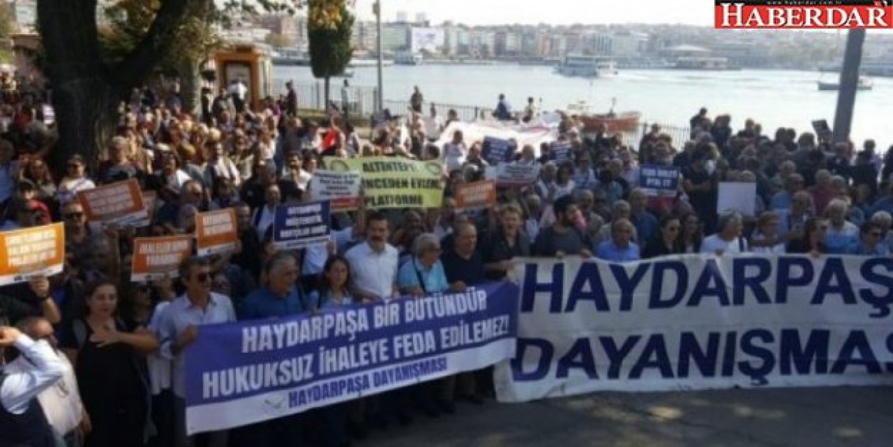Haydarpaşa Garı ihalesinde İBBden devre dışı bırakılması protesto edildi...