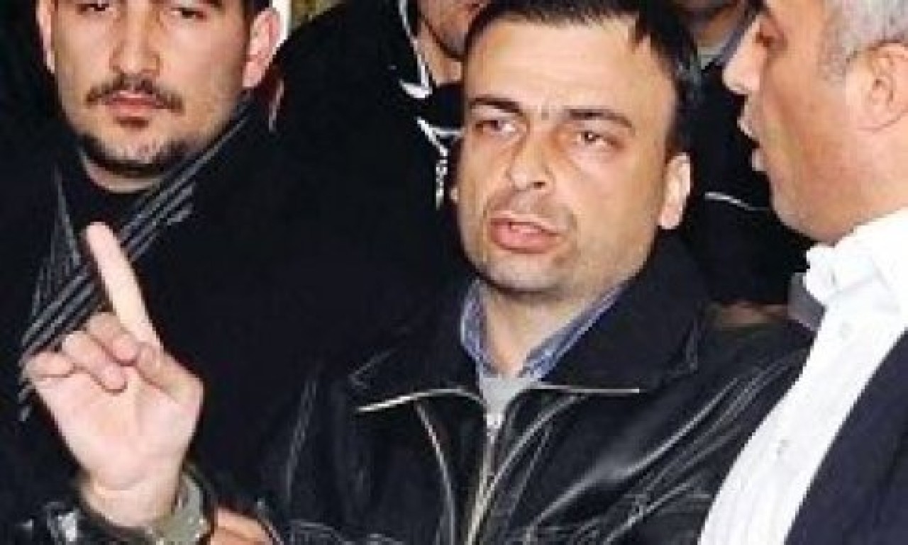 ‘Ressamı indirdim inşallah ölmüştür’