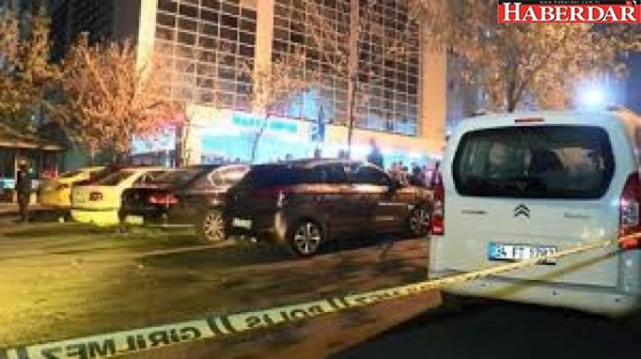 Küçükçekmecede hastane önünde çıkan silahlı kavgada 3 kişi yaralandı