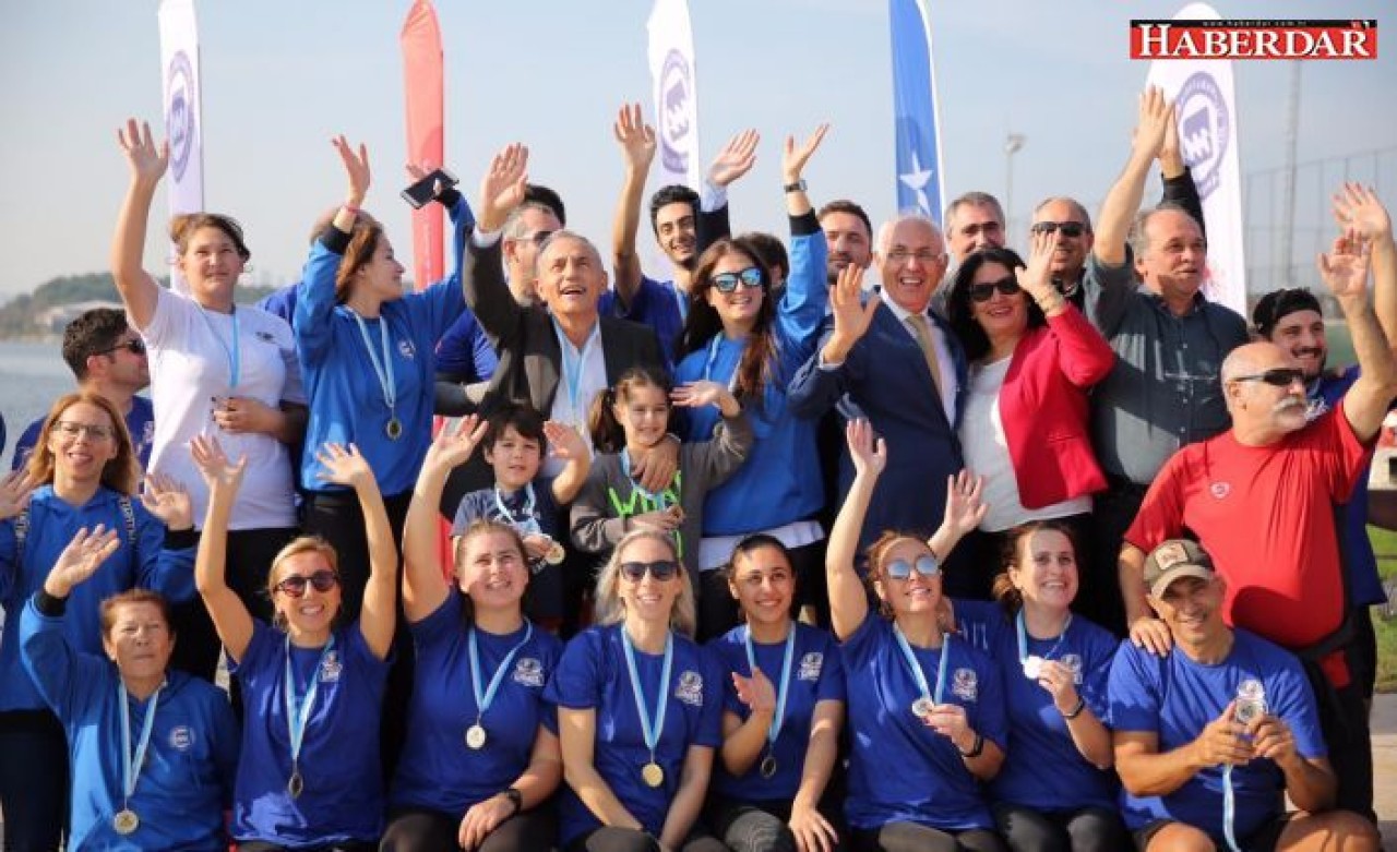 Küçükçekmecede kürek yarışı başladı