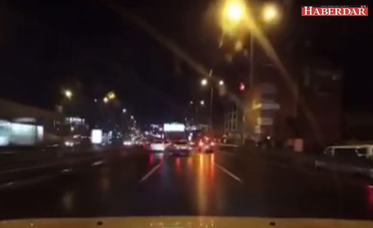 Makas atarken bariyerlere çarptı