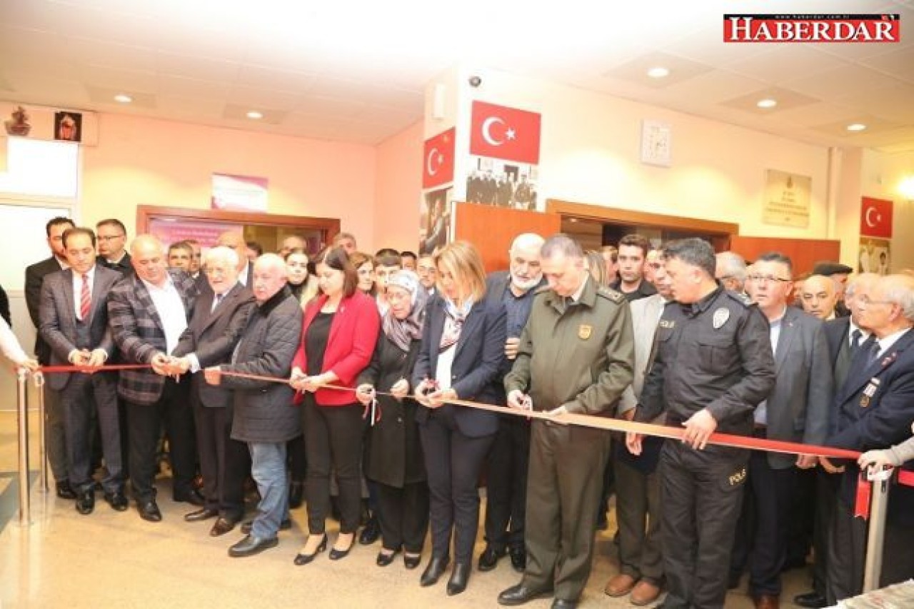 BAŞIMIZIN TACI EMANETLER