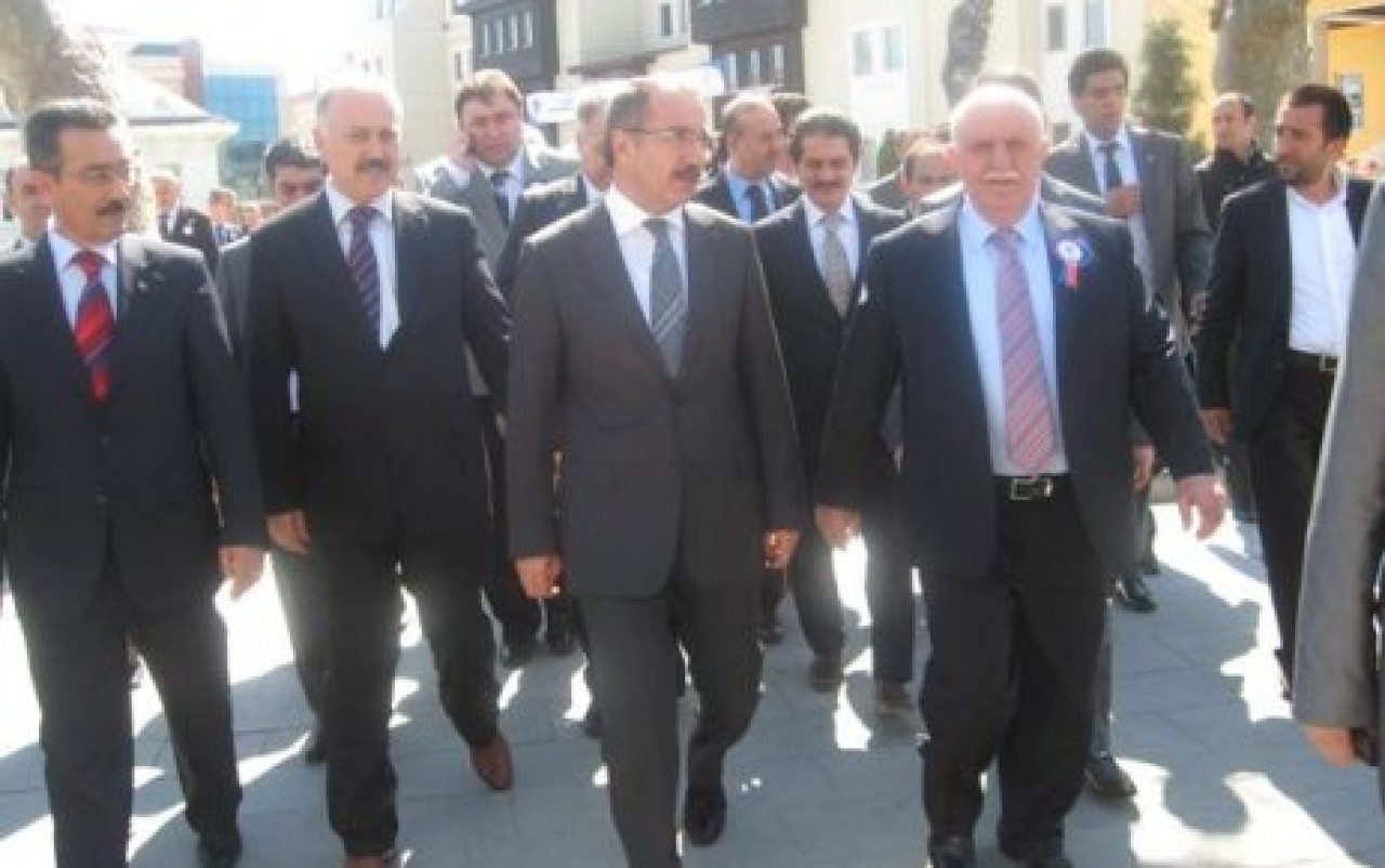 AHBAP ÇAVUŞ DEVRİ BİTTİ!