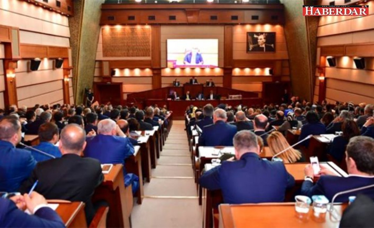 İBB Meclisinde gerginlik: AKPli belediyeler yine İBBye ait taşınmazları talep etti