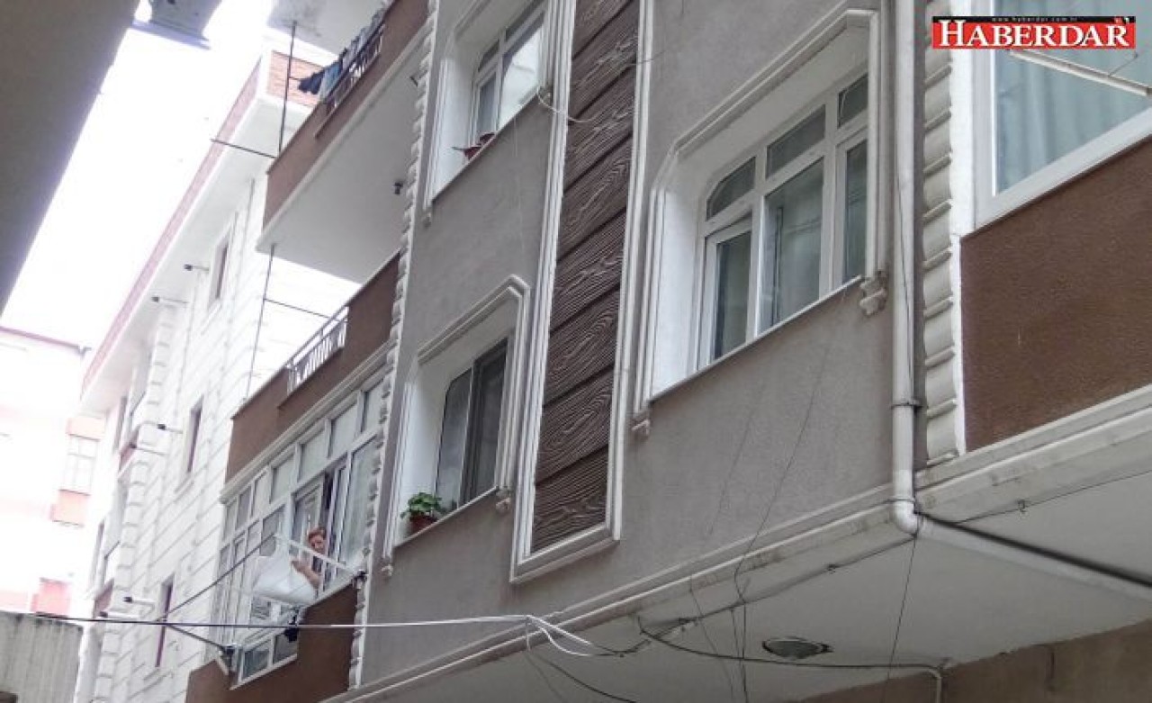 6 aylık bebek balkondan düştü!