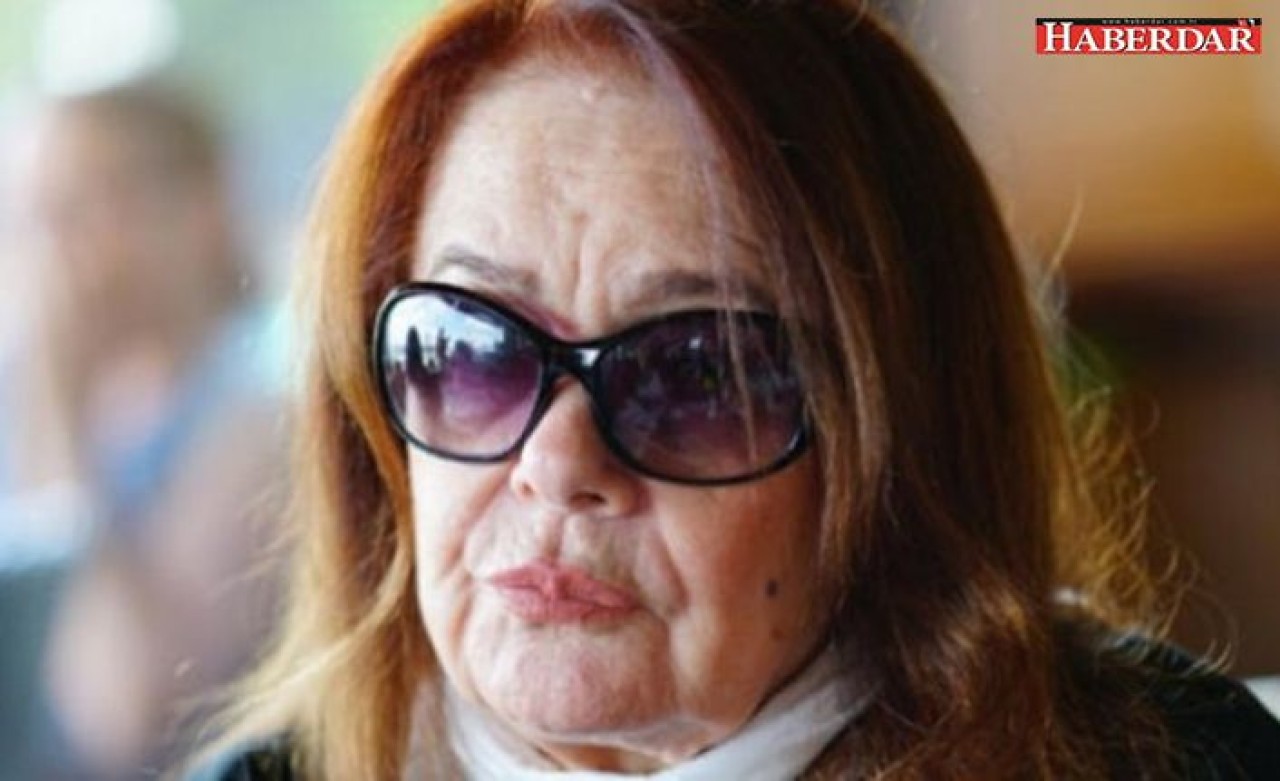 Muhterem Nur hayatını kaybetti