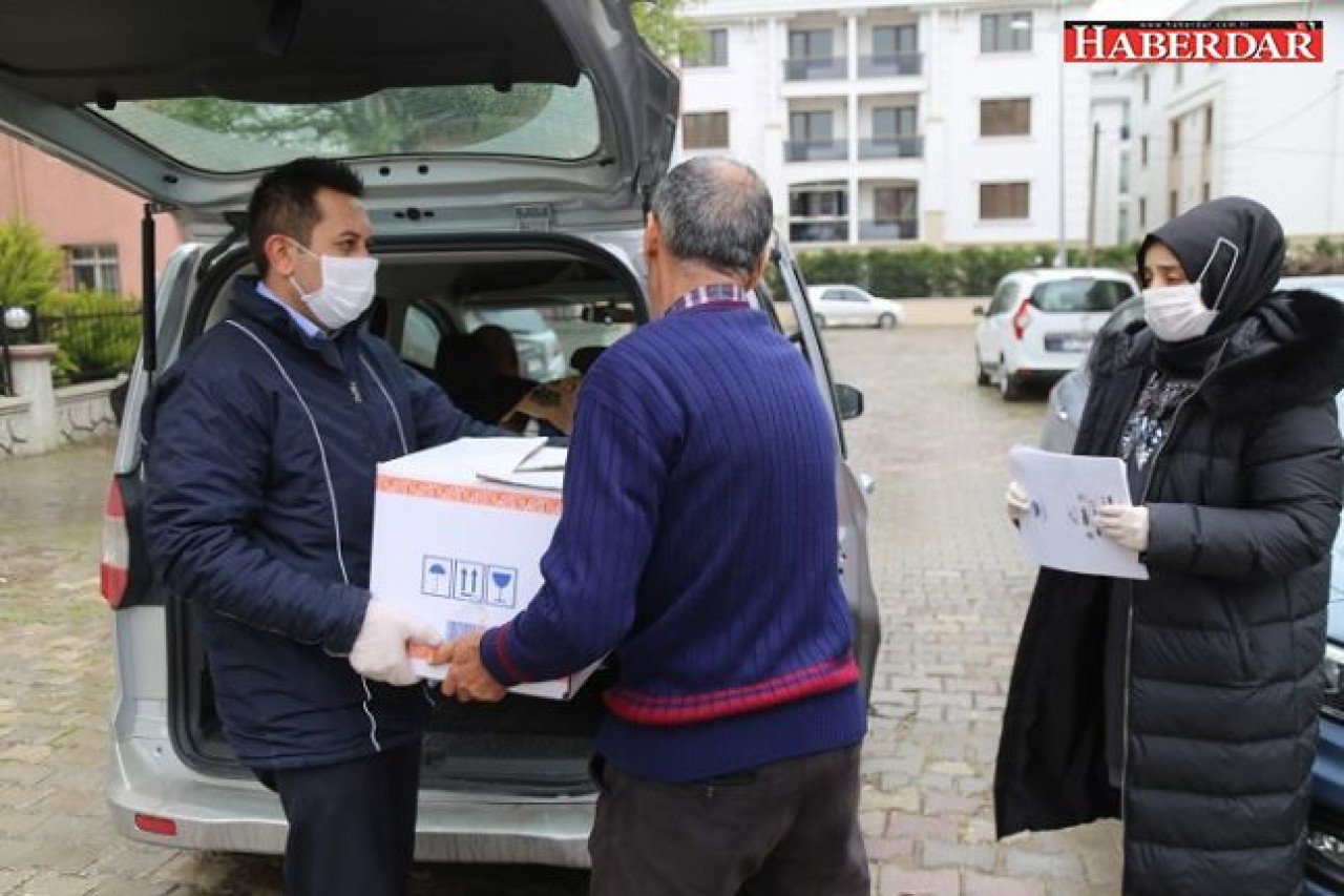 Büyükçekmece’de 5 bin aileye destek kolisi