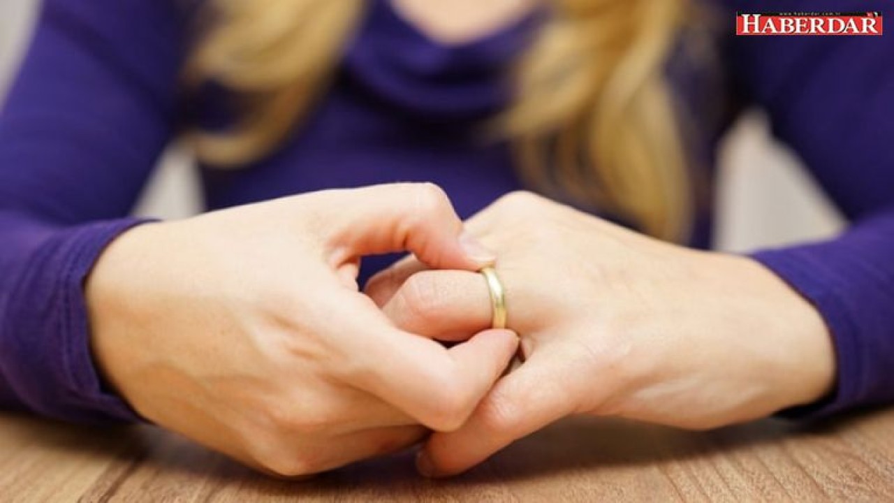 Koronavirüs evlilikleri de vurdu: Boşanma talebiyle ofisimizi arayanların sayısı 4 kat arttı