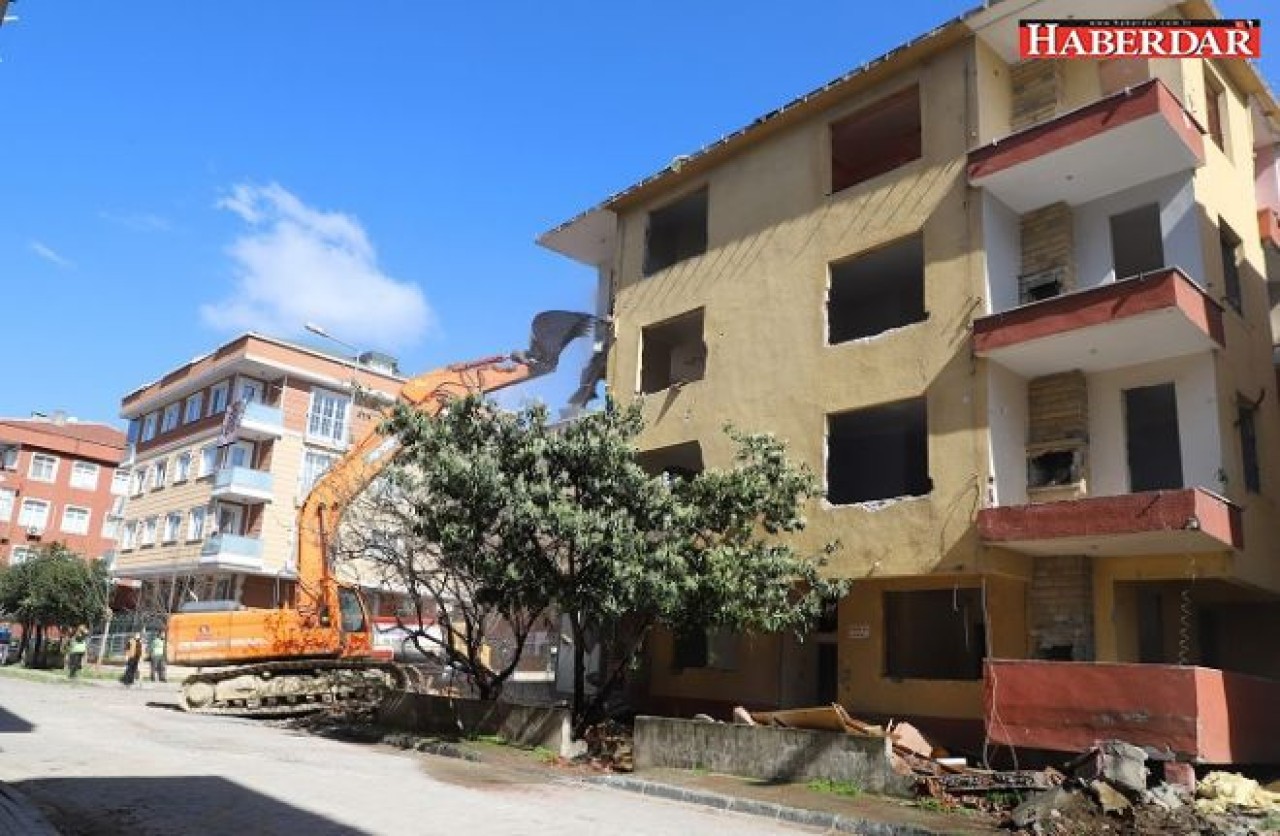 “Koronavirüsle mücadele ederken deprem gerçeğini unutamayız”