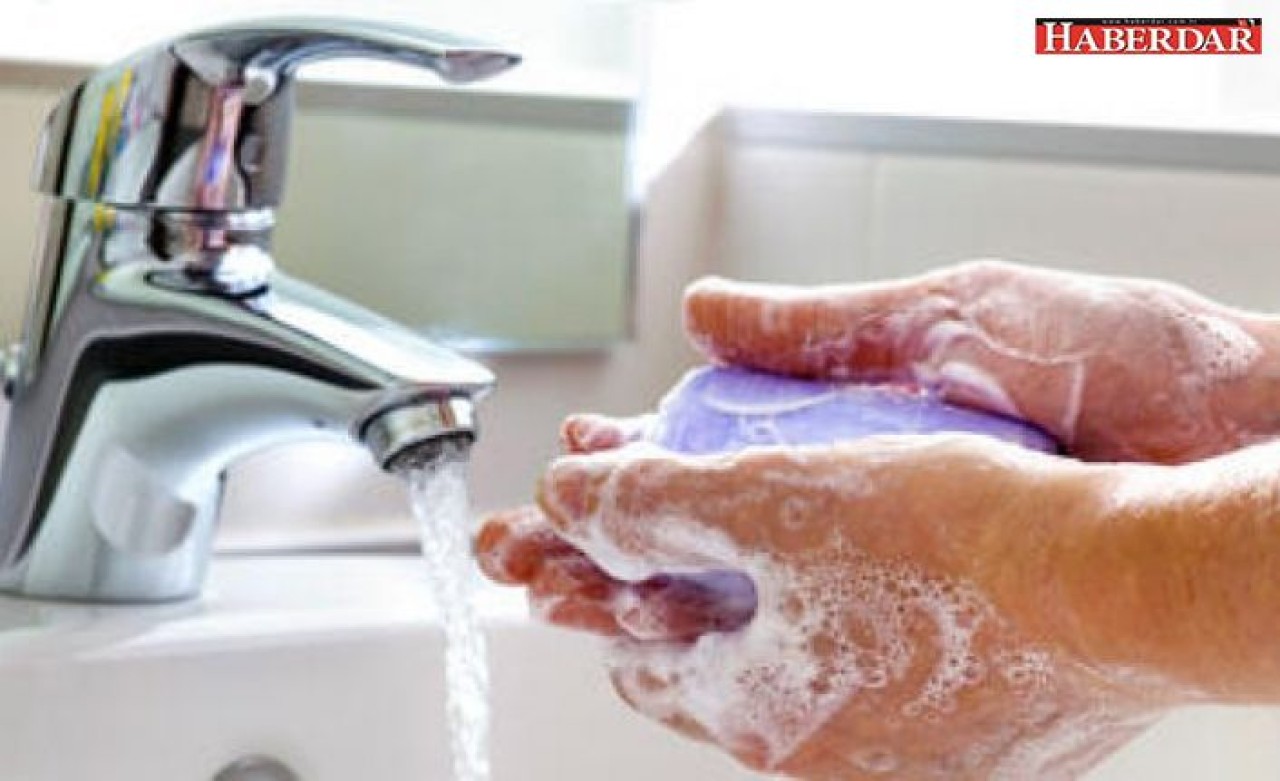 Erkekler ellerini daha az yıkadıkları için mi koronavirüsten daha çok ölüyor?