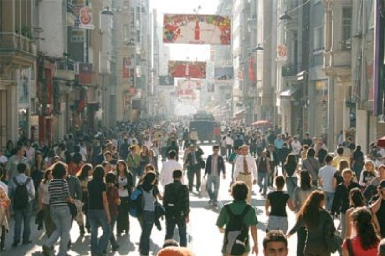 Yüzde 24'ü ikna eden İKTİDAR OLUR