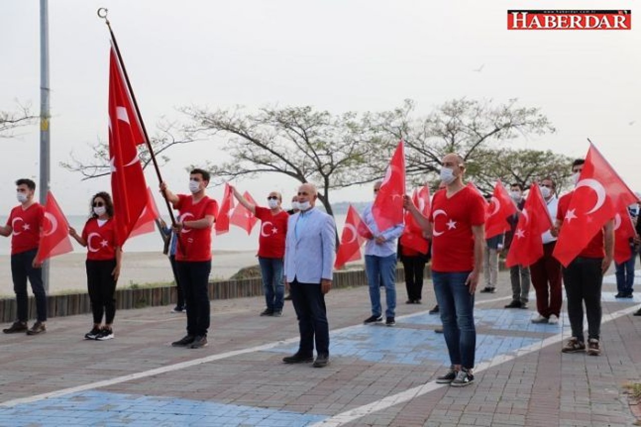 Saatler 19:19’u gösterdiğine tek ses, tek yürek oldular!