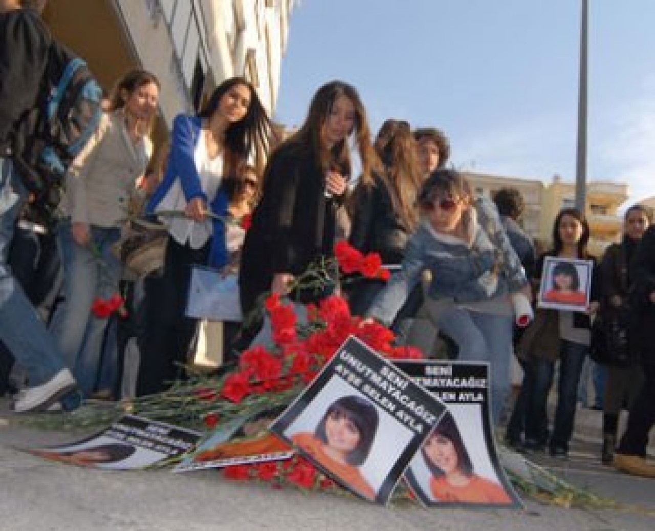 Arkadaşları unutmadı!