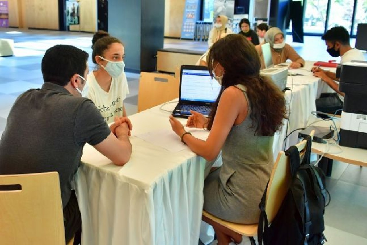 BEYLİKDÜZÜ’NDE LGS TERCİH GÜNLERİ BAŞLADI