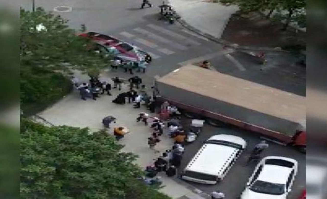 BEYLİKDÜZÜNDE KORONAVİRÜS HALAYI KAMERADA